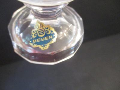 Vintage Beyer Lead Crystal Glass Vase With Leaves & Grapes Approx 7 1/2" Tall