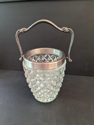 Vintage Crystal Pattern Glass Ice Bucket Approx 9 1/4" Tall