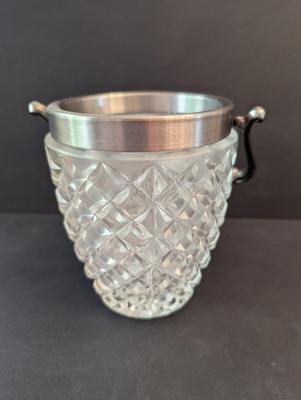Vintage Crystal Pattern Glass Ice Bucket Approx 9 1/4" Tall