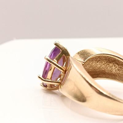 LOT 12: Marquise Amethyst 14K A Gold V-Shaped Ring 6.19g Sz 6
