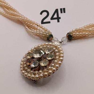 LOT 14: Collection of Feaux Pearl Costume Necklaces