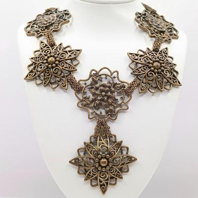 LOT 25: Feaux Pearl and Metal Tassel Necklace, Glass and Metal Fringe Necklace, Chain Necklace with 925 Clasp and Link & More