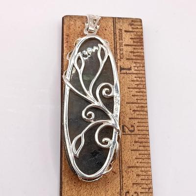 LOT 27: Mex 925 Sterling Ring with Blue Stone 9.6gtw & Large Labradorite and A 925 Sterling Pendant