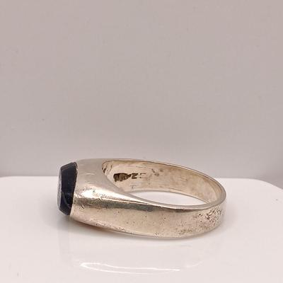 LOT 27: Mex 925 Sterling Ring with Blue Stone 9.6gtw & Large Labradorite and A 925 Sterling Pendant