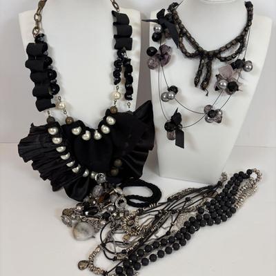 LOT 62: Besty Johnson, Hecho A Mano, Cookie Lee & More