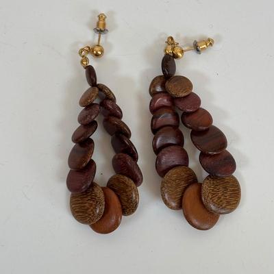 LOT 64: Hand Crafted Jewelry Collection: Wood Necklace & Earrings, Fabric Brooches & Collar Necklace, Embroidered Beaded Bracelet...