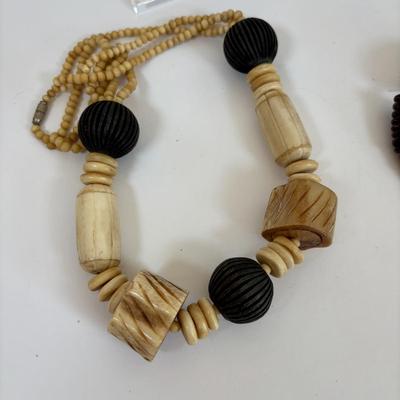 LOT 64: Hand Crafted Jewelry Collection: Wood Necklace & Earrings, Fabric Brooches & Collar Necklace, Embroidered Beaded Bracelet...