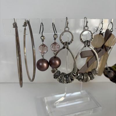 LOT 67: Pierced Earrings & Necklace Collection