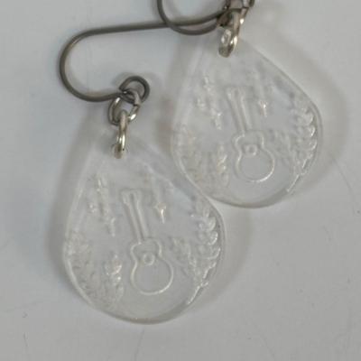 LOT 68: Earrings and More