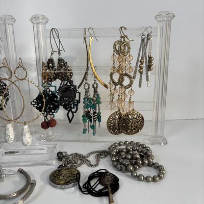 LOT 68: Earrings and More