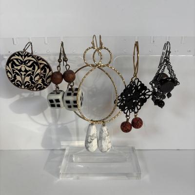 LOT 68: Earrings and More