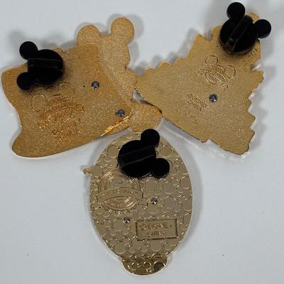 LOT 73: Disney Pin Collection
