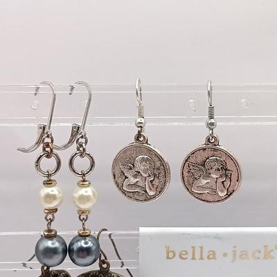 LOT 144: Feaux Pearl Bracelet with a Collection of Costume Earrings