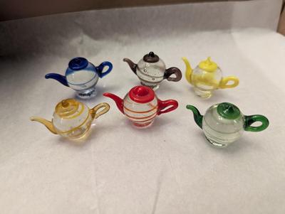 6 - Vintage Norleans Glass Paperweight Teapots #16