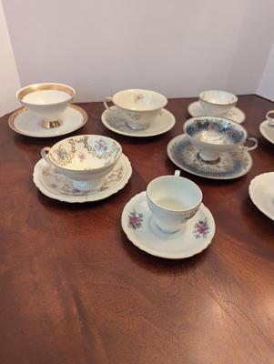 Vintage Bareuther Waldsassen Schezar Winterling Bavaria Schirnding Qualitäts Porzellan Cups & Saucers