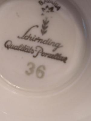 Vintage Bareuther Waldsassen Schezar Winterling Bavaria Schirnding Qualitäts Porzellan Cups & Saucers