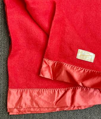 Orrspun 100% woo red blanket in very good condition 80” x 64”