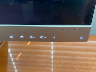 HP Pavilion 27xi 27" LED Monitor
