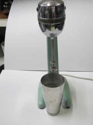 Vintage Hamilton Beach Drink Master