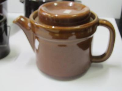 Vintage Crock Pots & Teapots USA & Pfaltzgraff