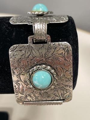 Unique turquoise like bracelet, necklace and earrings