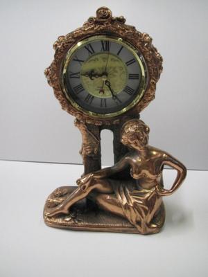 Shanghai China Mantle Battery Operated Clock Approx 11" Tall