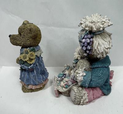 Lot of two resin Figurines for Garden or Patio Decor