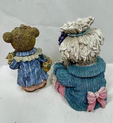 Lot of two resin Figurines for Garden or Patio Decor