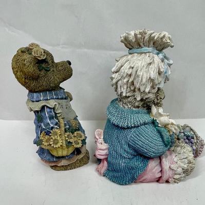 Lot of two resin Figurines for Garden or Patio Decor