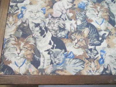 Approx 27 1/8" x 32" Cat Tapestry