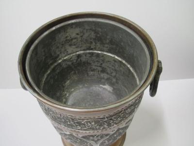 Vintage Nader Brass Ice Bucket Hand Hammered W/ Lid Approx 13 1/2" Tall