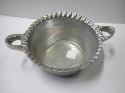 Vintage Casted Aluminum Armetale Basket Style Bowl With Handles Pie Crust Rim