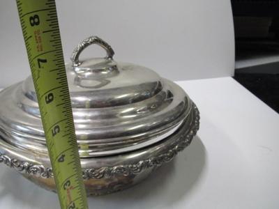 Vintage Meriden B. Company Silverplate Lidded Serving Casserole Dish