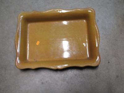 Vintage Golden Casserole Dish Approx 16" x 10"