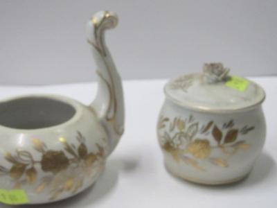 Pottery & Vintage China Williamsburg Vase