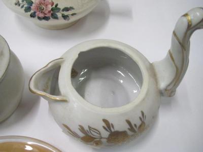 Pottery & Vintage China Williamsburg Vase