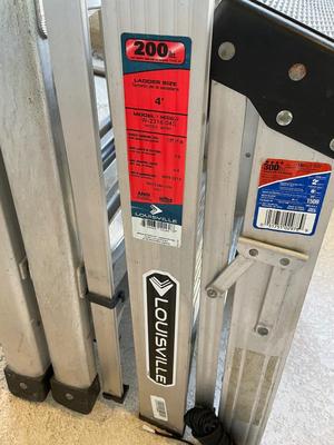 Lot of 4 ladders