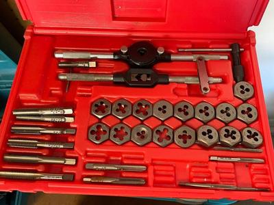 40-piece Dayton brand mechanic's tap and die set