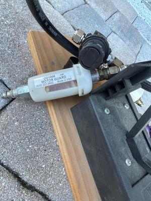 Central Pneumatic High Volume Low Pressure Gravity Feed Spray Gun