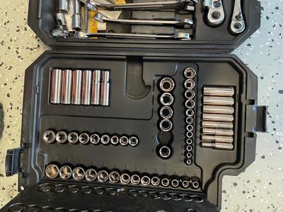 CRAFTSMAN 192-PC. MECHANICS TOOL SET