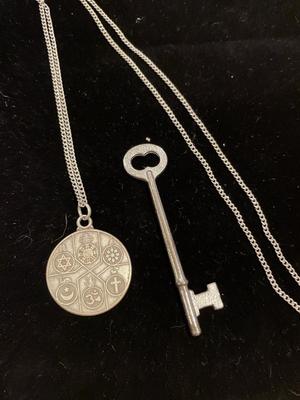 Creed sterling necklace with key