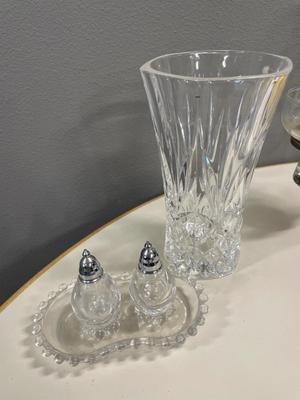 Heart double candle holder with clear glass vase, S&P shaker and spoon rests