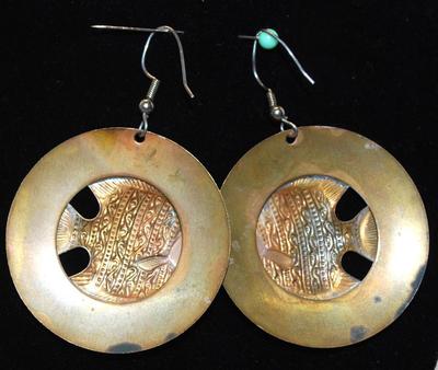 Interesting Styled Round Angelfish Earrings Set 1¾" Diam.