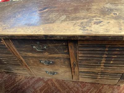 Lane cedar chest