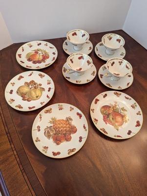 Winterling Bavaria Germany - Set Of 4 China Fruit & Nut Pattern Salad Plates Saucers & Teacups
