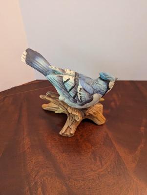 Vintage Andrea By Sadek Blue Jay & Vintage Blue Bird On Tree Branch Music Box
