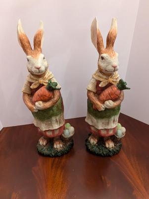 Hobby Lobby Easter Country Table Pieces Bunny Holding Carrot 17 3/4" Tall