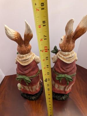 Hobby Lobby Easter Country Table Pieces Bunny Holding Carrot 17 3/4" Tall