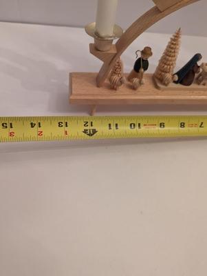 Ezrgebirgische Volkskunst Steiffen Wood Nativity Set Candle Holder
