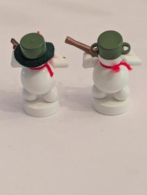 Snowmen With Violin By Erzgebirgische
